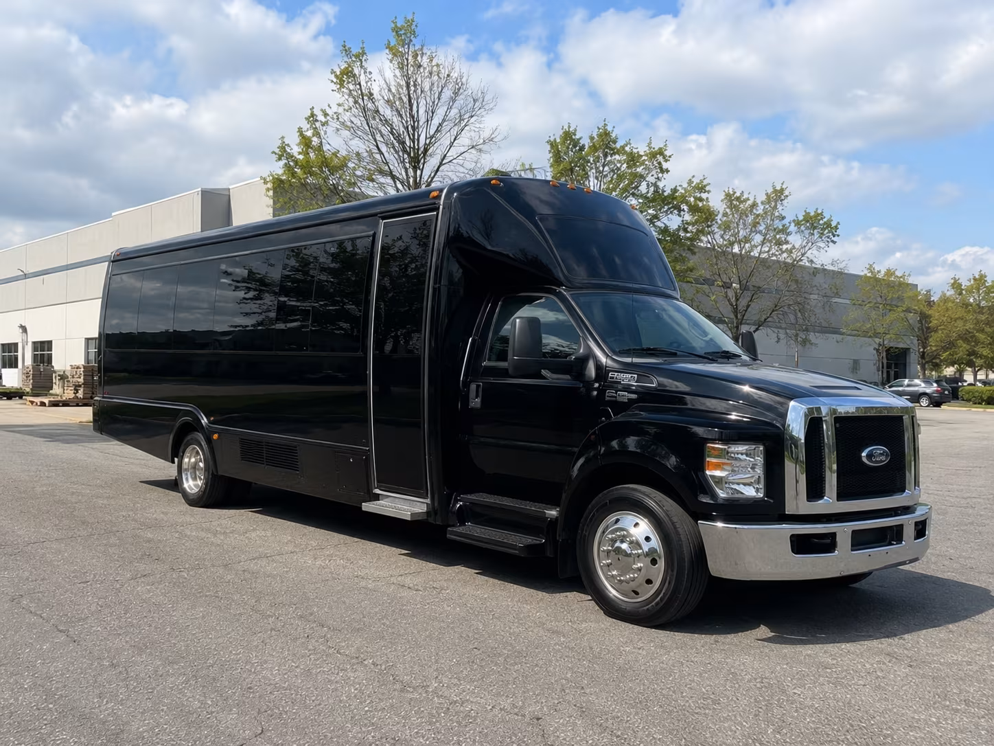 28 Passenger Party Bus Exterior