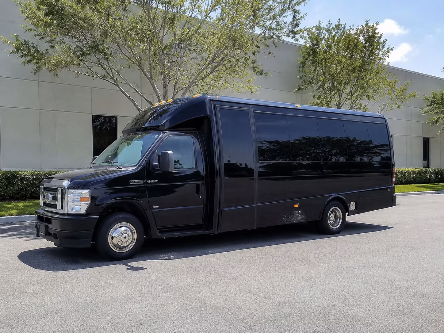 Wichita Corporate Transportation pickup coordination